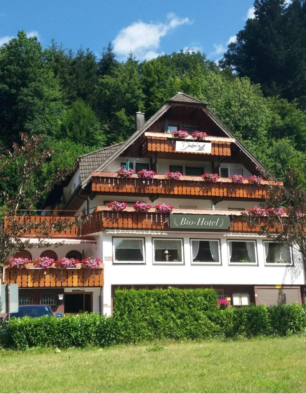 Decker'S Bio Hotel Zum Lamm Baiersbronn Kültér fotó